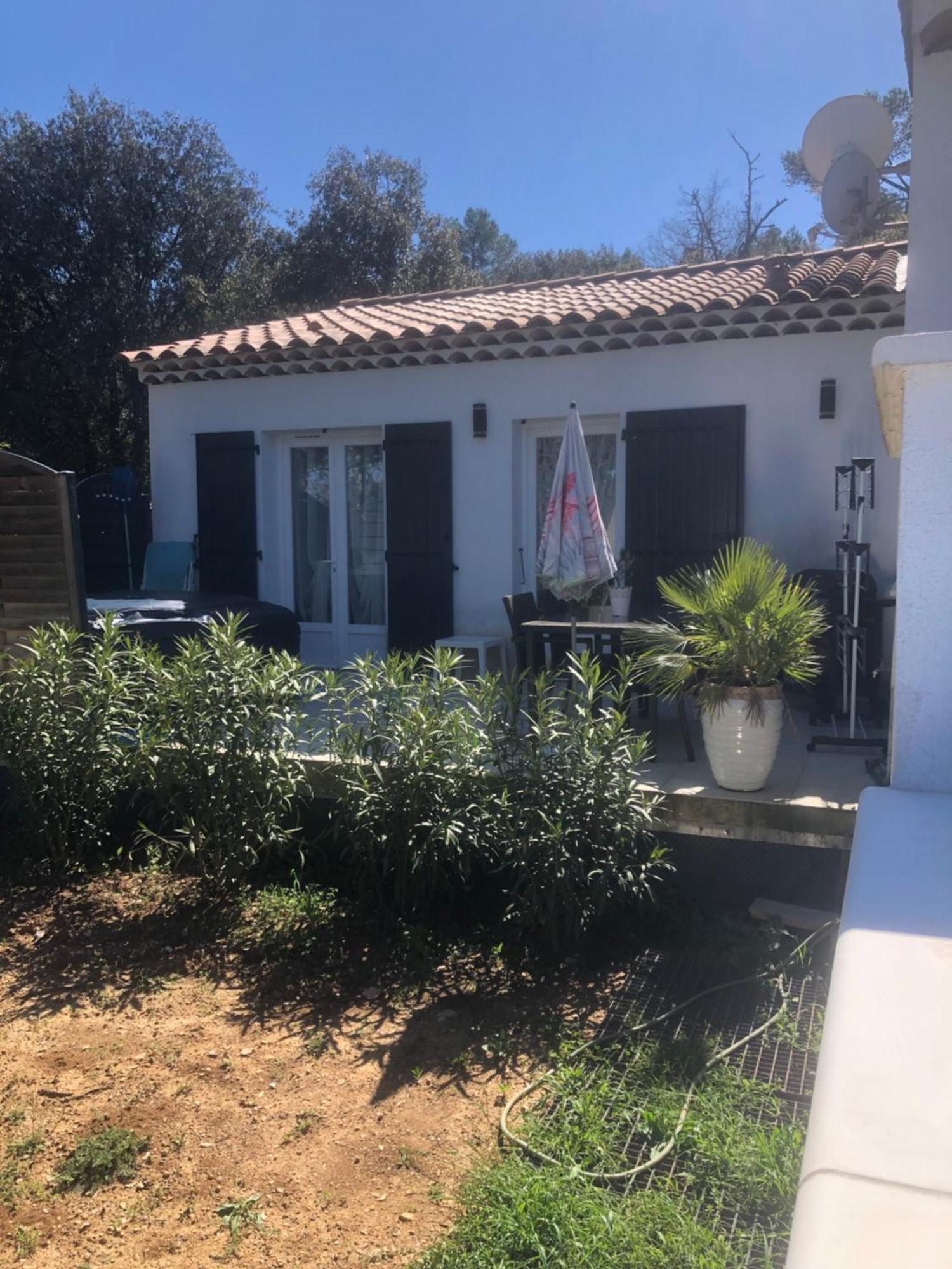 T2 Aile De Et Spa-jacuzzi Prive Et Illimite Et Plateau D'acceuil Offert! Camps-la-Source