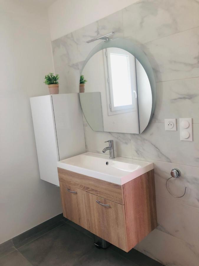 T2 Aile De Et Spa-jacuzzi Prive Et Illimite Et Plateau D'acceuil Offert! * Camps-la-Source
