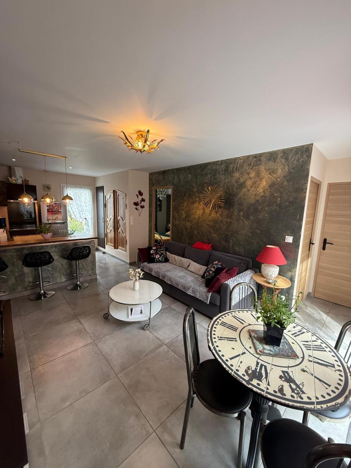 T2 Aile De Et Spa-jacuzzi Prive Et Illimite Et Plateau D'acceuil Offert! *